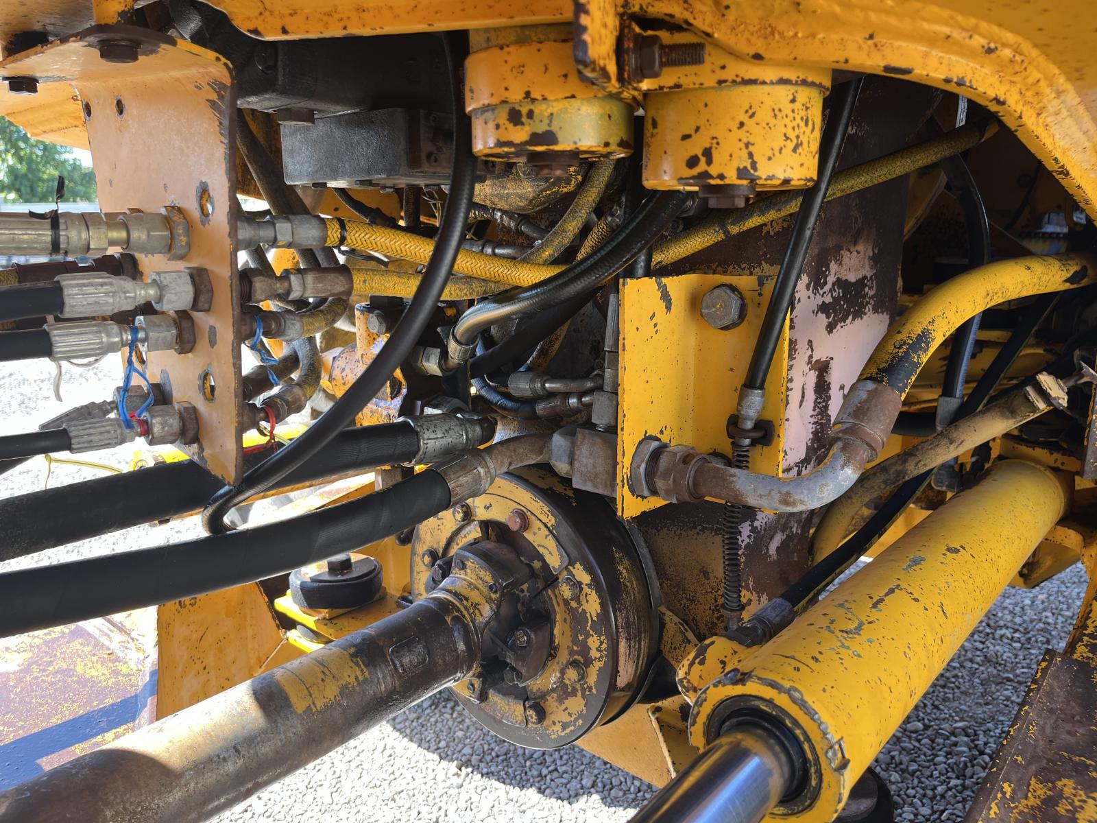 ./imagenes/INVOICE/2019/16278/JOHN DEERE 544E (15).JPG